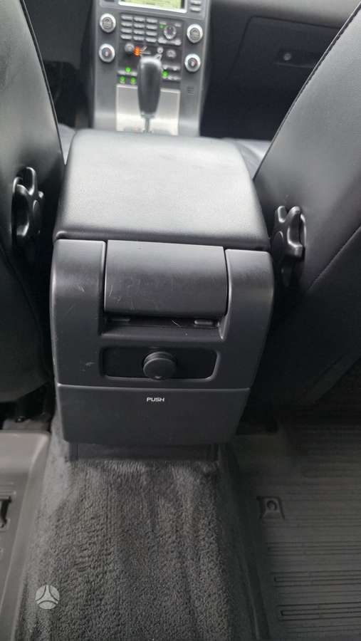 Volvo XC60 2007 — photo 32