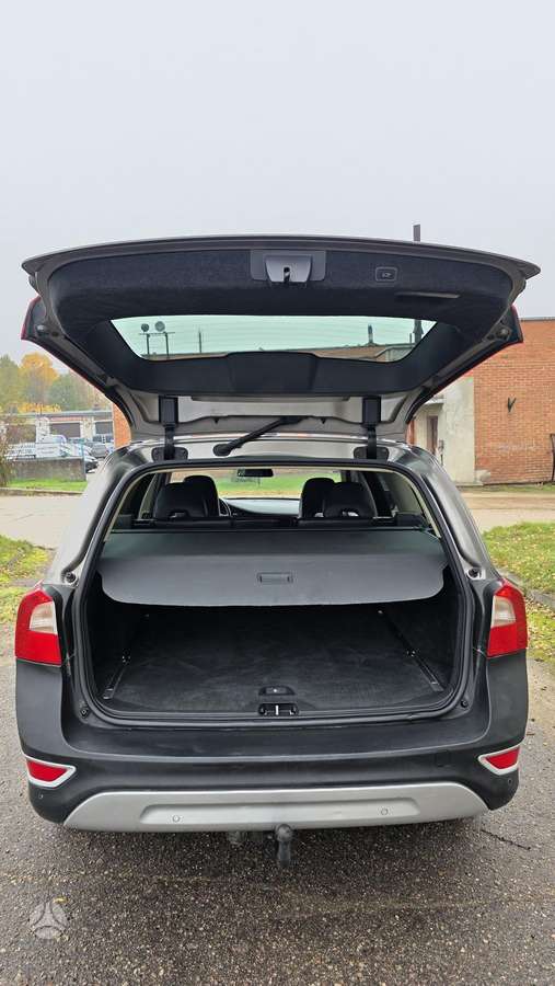 Volvo XC60 2007 — photo 34