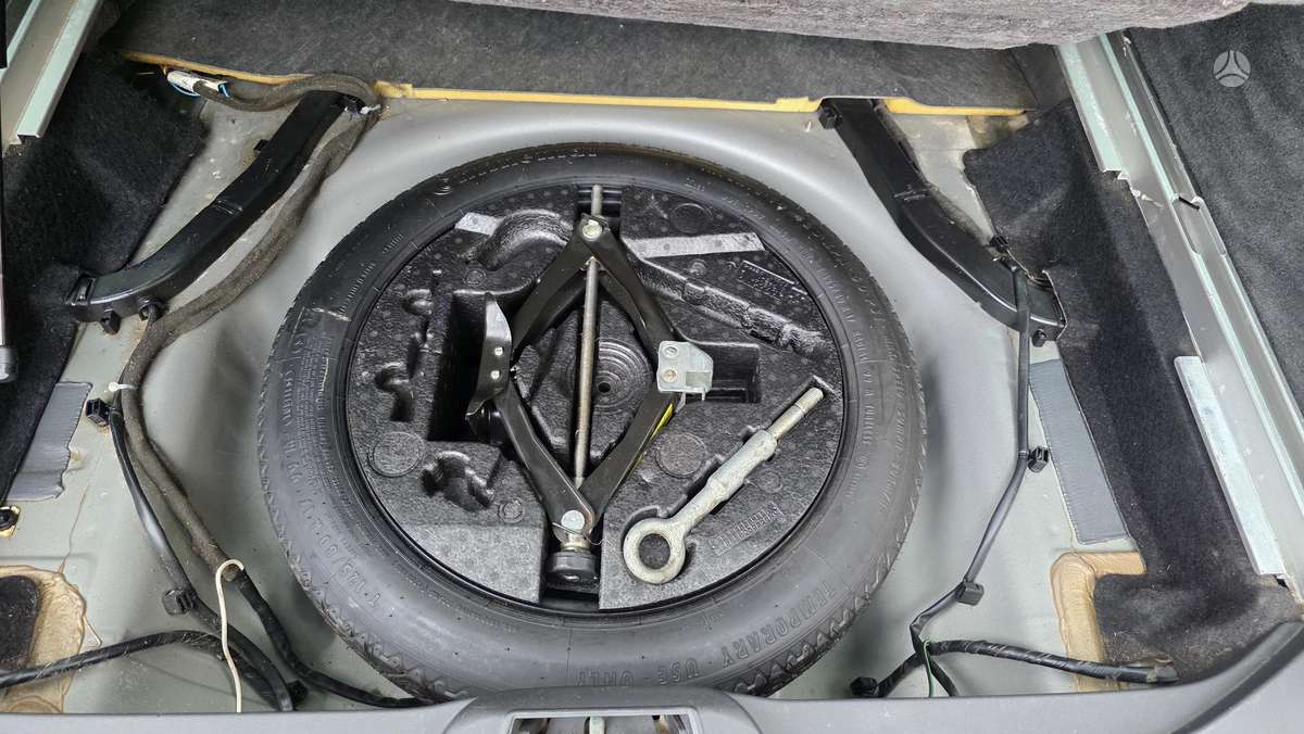 Volvo XC60 2007 — photo 38