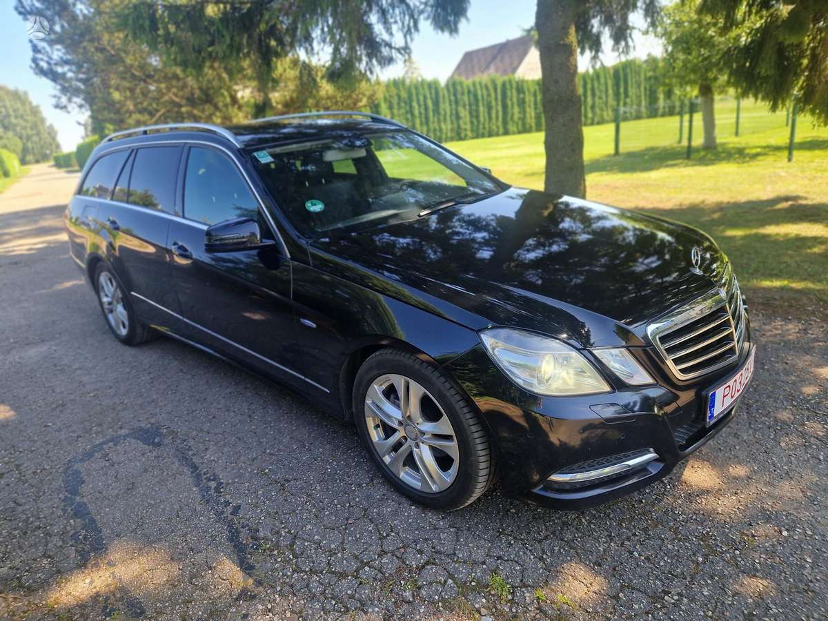 Mercedes-Benz E220, 2011