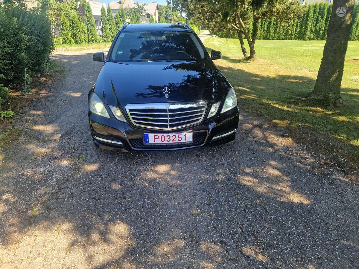 Mercedes-Benz E220 2011 — engine 2143 cm³, 170 HP (125kW)