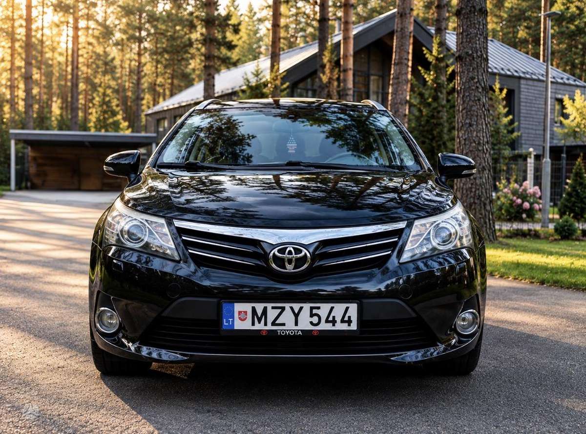 Toyota Avensis 2013 — vehicle for AFU Ukraine