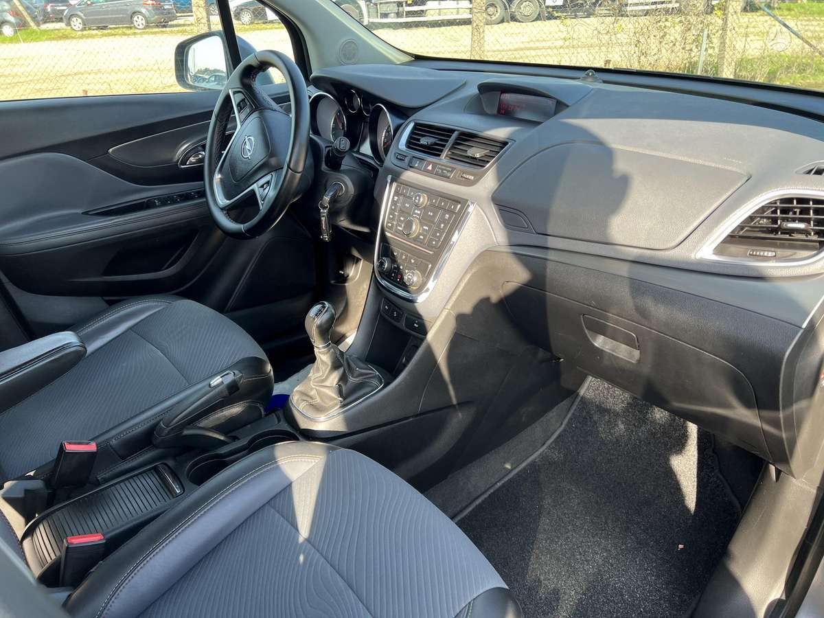 Opel Mokka 2013 — photo 13