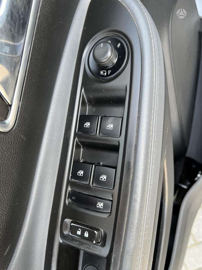 Opel Mokka 2013 — photo 17