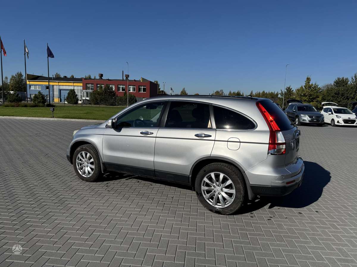 Honda CR-V 2012 — двигун 2199 cm³, 150 HP (110kW)