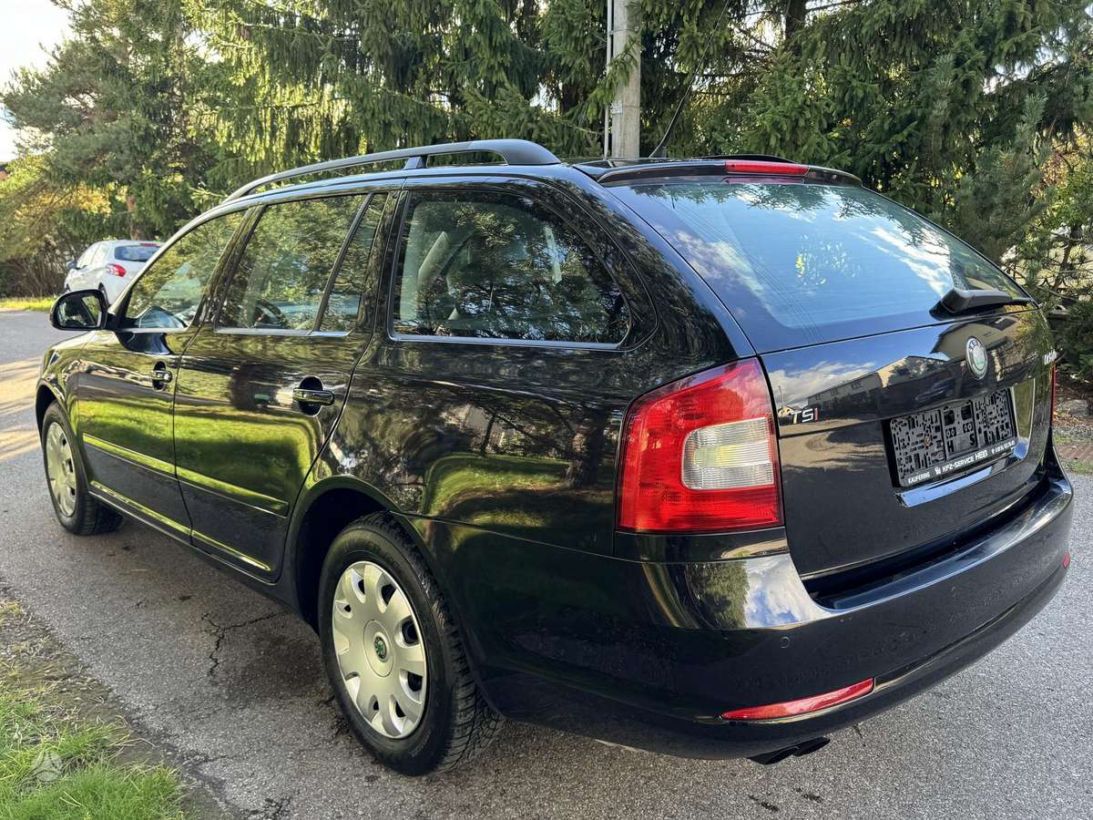 Skoda Octavia 2010 — photo 7