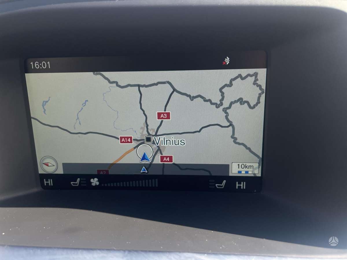 Volvo V60 2014 — photo 16