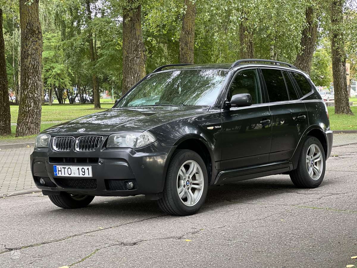 BMW X3 2007 — interior