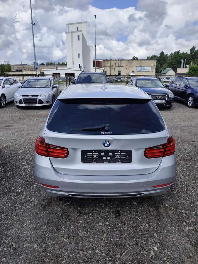 BMW 330 2012 — photo 5
