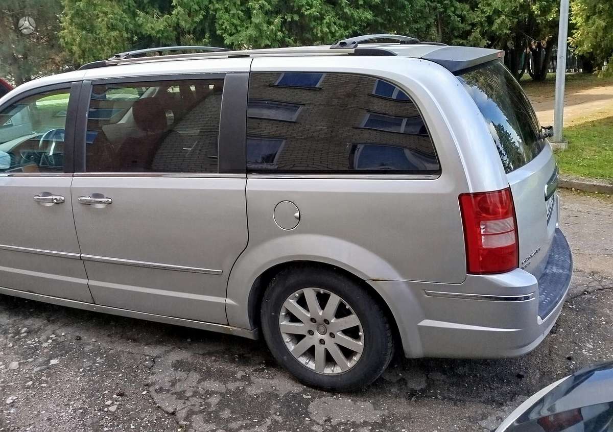 Chrysler Grand 2008 — салон