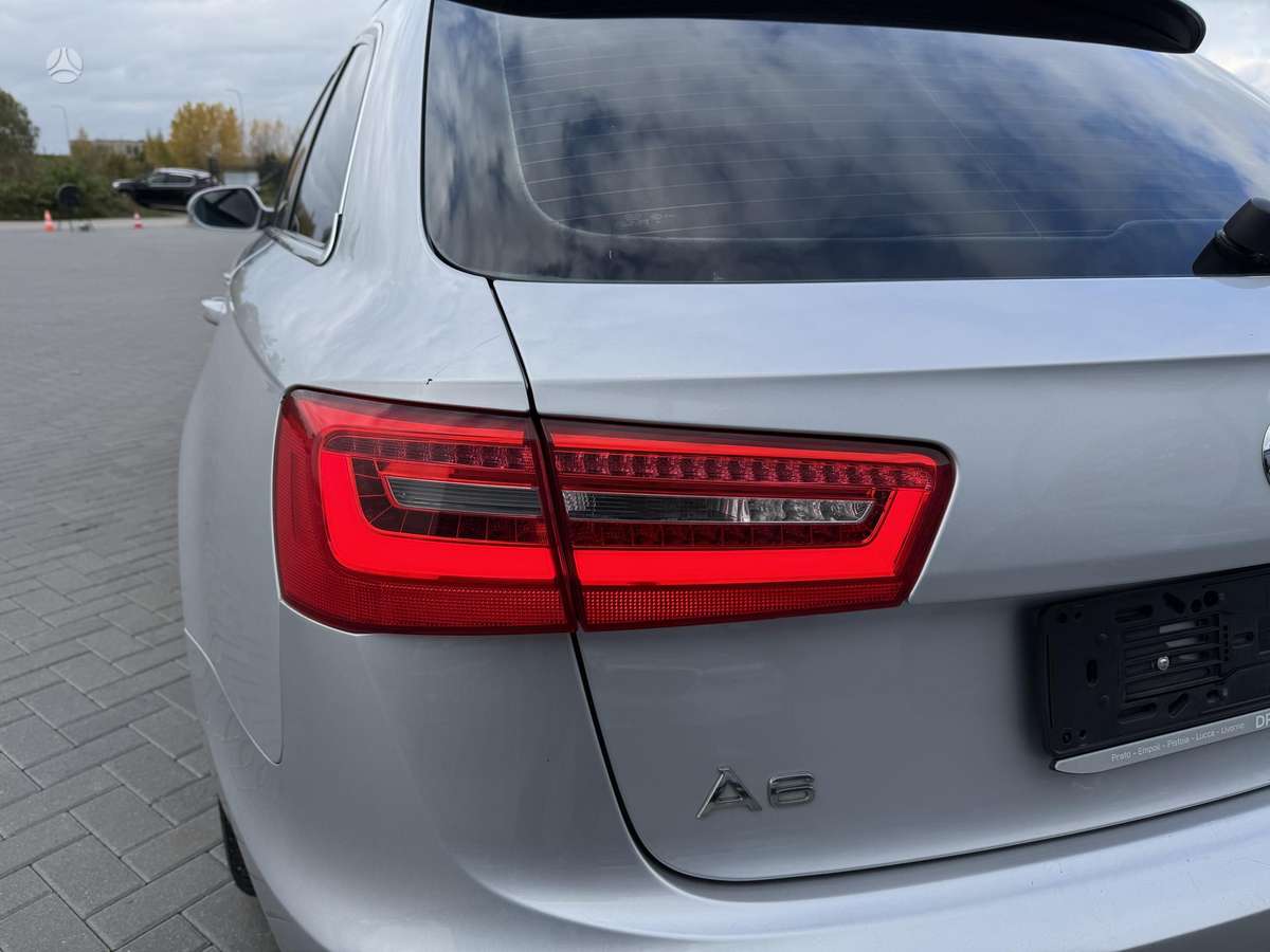 Audi A6 2012 — photo 16