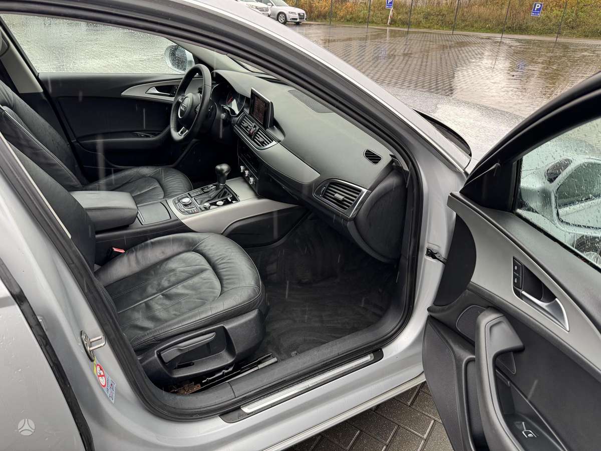 Audi A6 2012 — photo 24