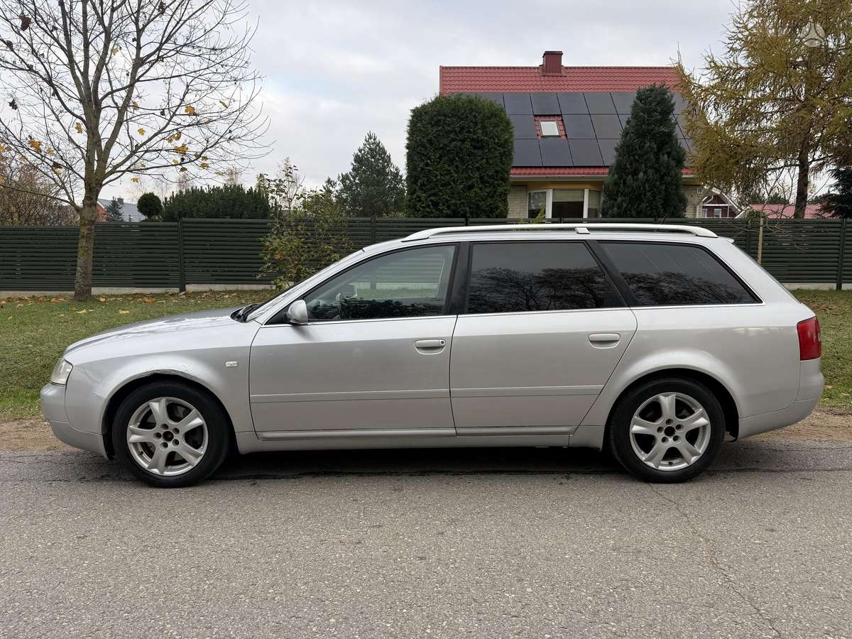 Audi A6 2004 — салон
