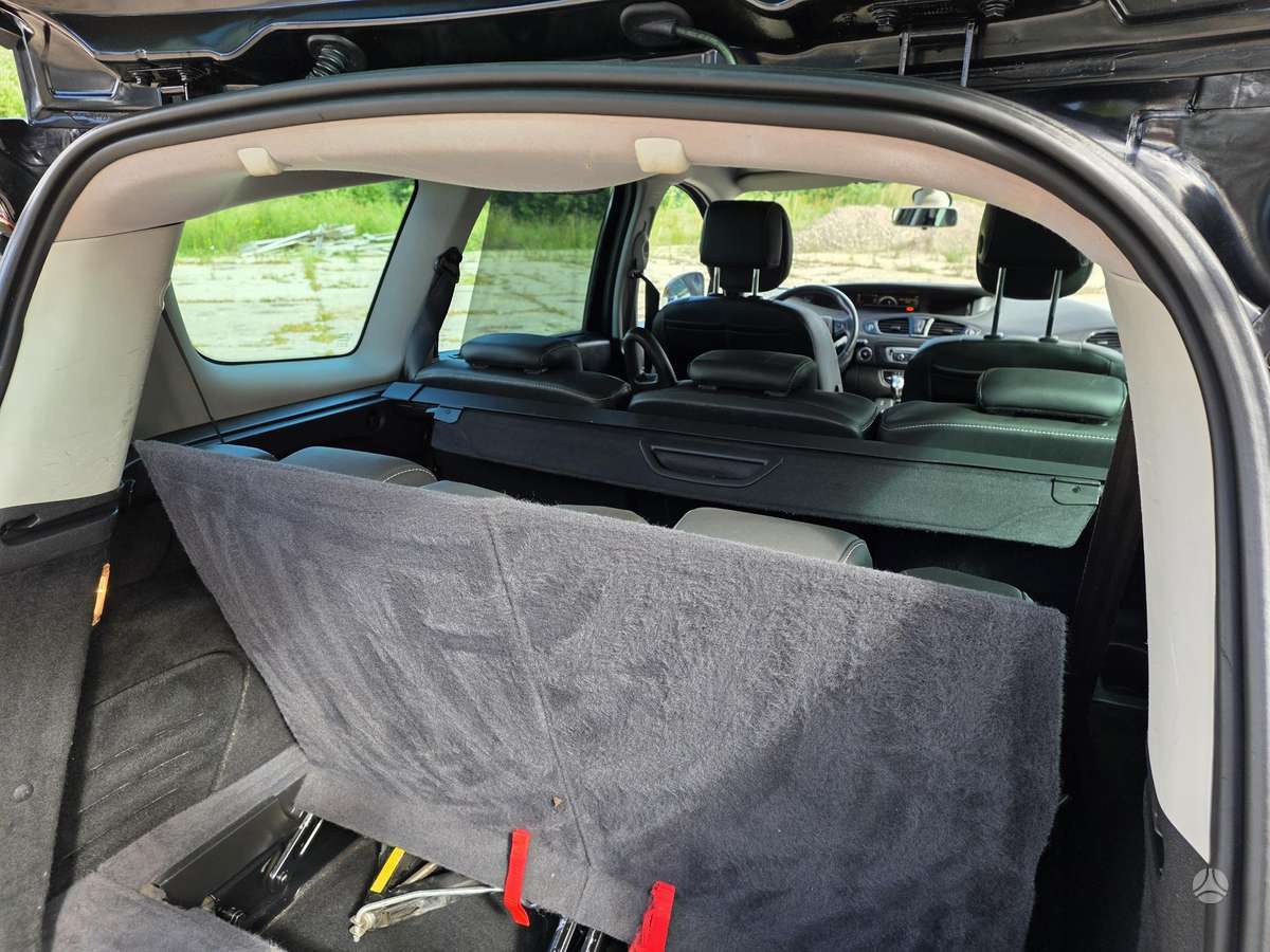 Renault Grand 2013 — photo 16