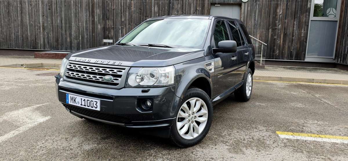 Land Rover 2011 — вигляд ззаду