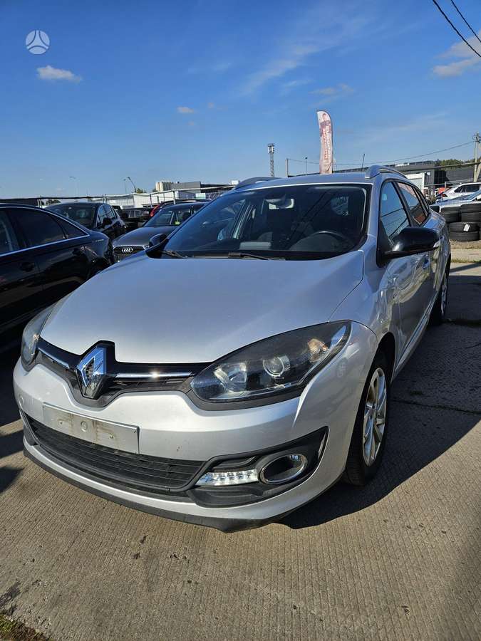 Renault Megane 2015 — вигляд ззаду