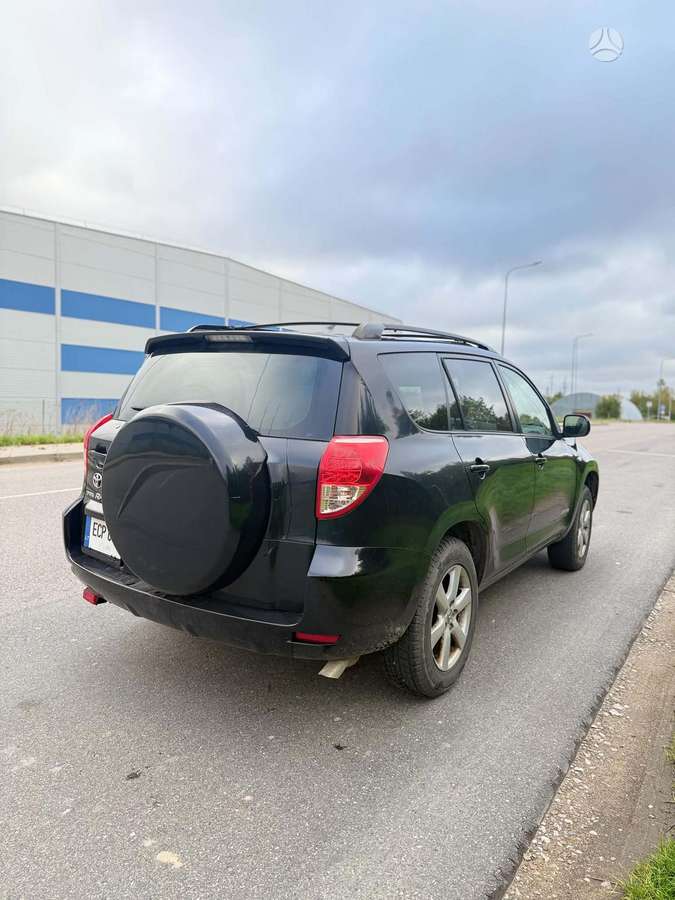 Toyota RAV4 2008 — photo 7