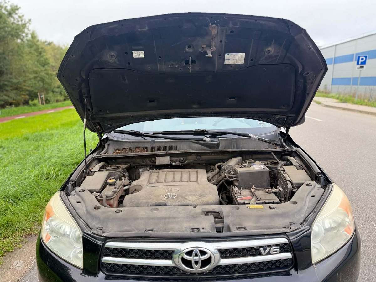 Toyota RAV4 2008 — photo 8