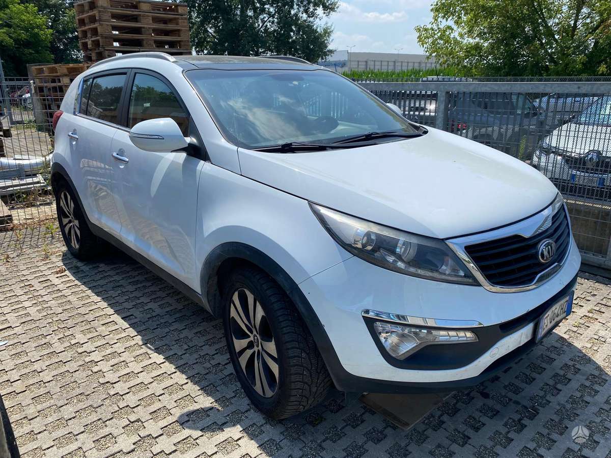 Kia Sportage 2013 — rear view