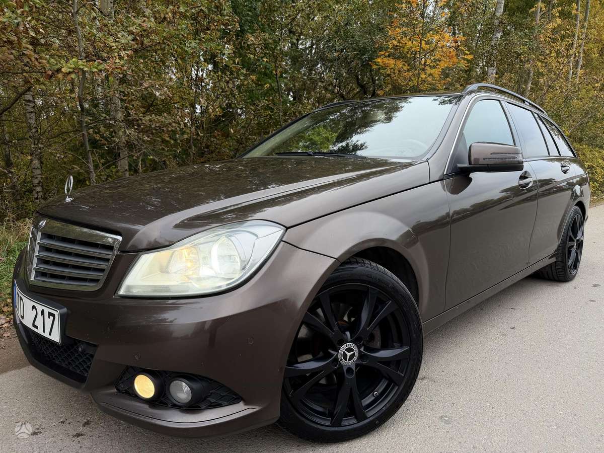 Mercedes-Benz C220 2012 — vehicle for AFU Ukraine