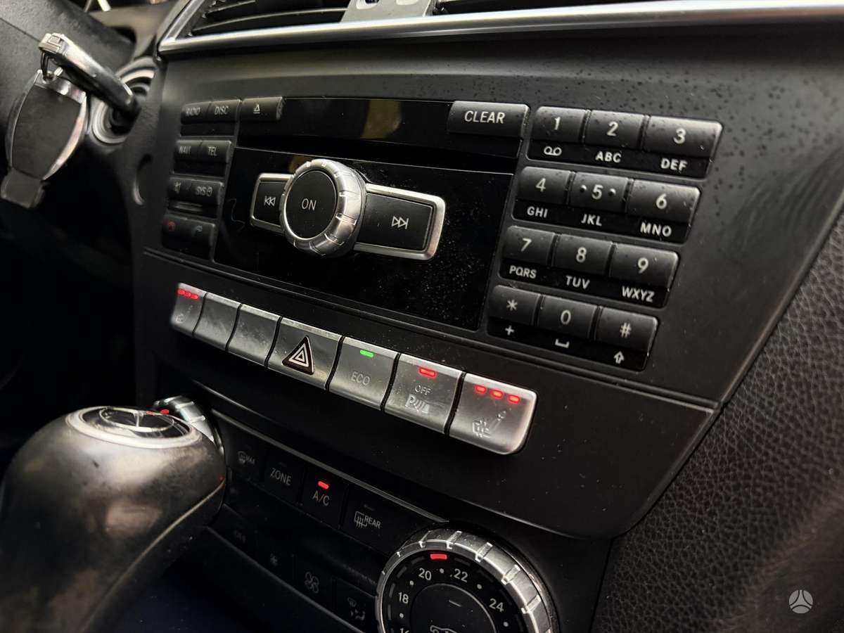 Mercedes-Benz C220 2012 — photo 6