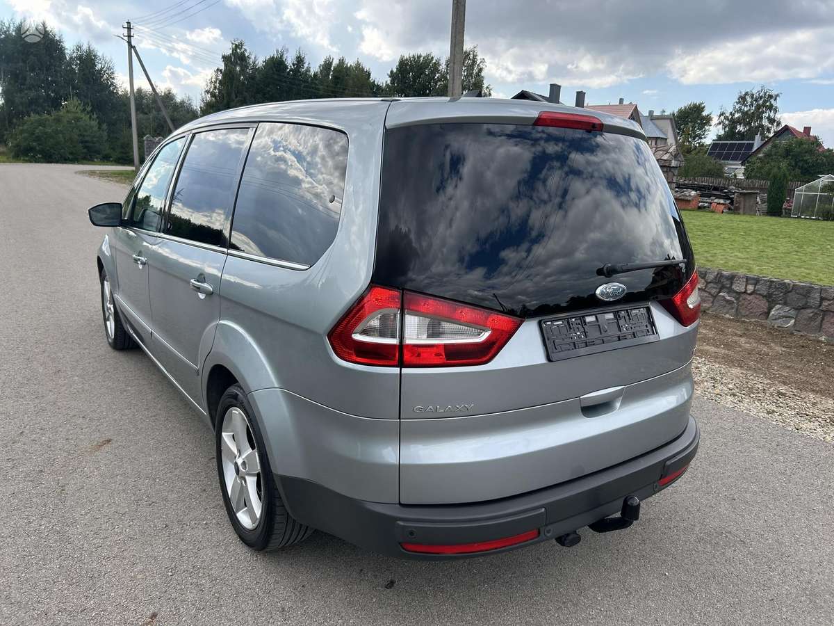 Ford Galaxy 2009 — engine 2000 cm³, 140 HP (103kW)