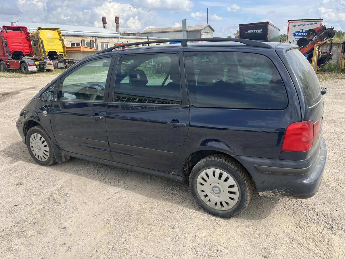 Seat Alhambra 2006 — interior