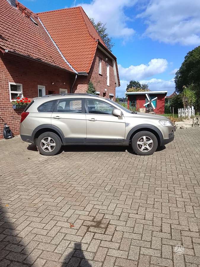 Chevrolet Captiva 2007 — салон