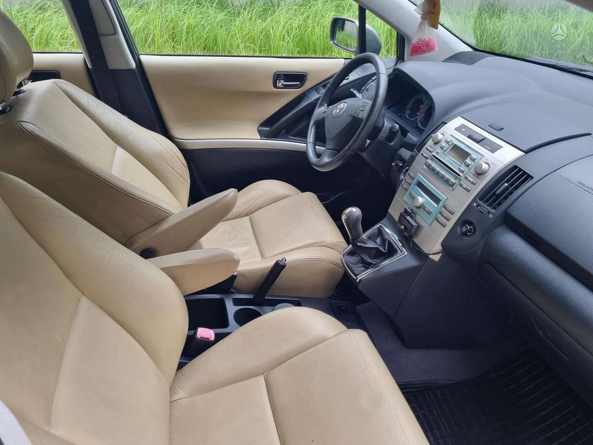 Toyota Corolla 2006 — photo 7