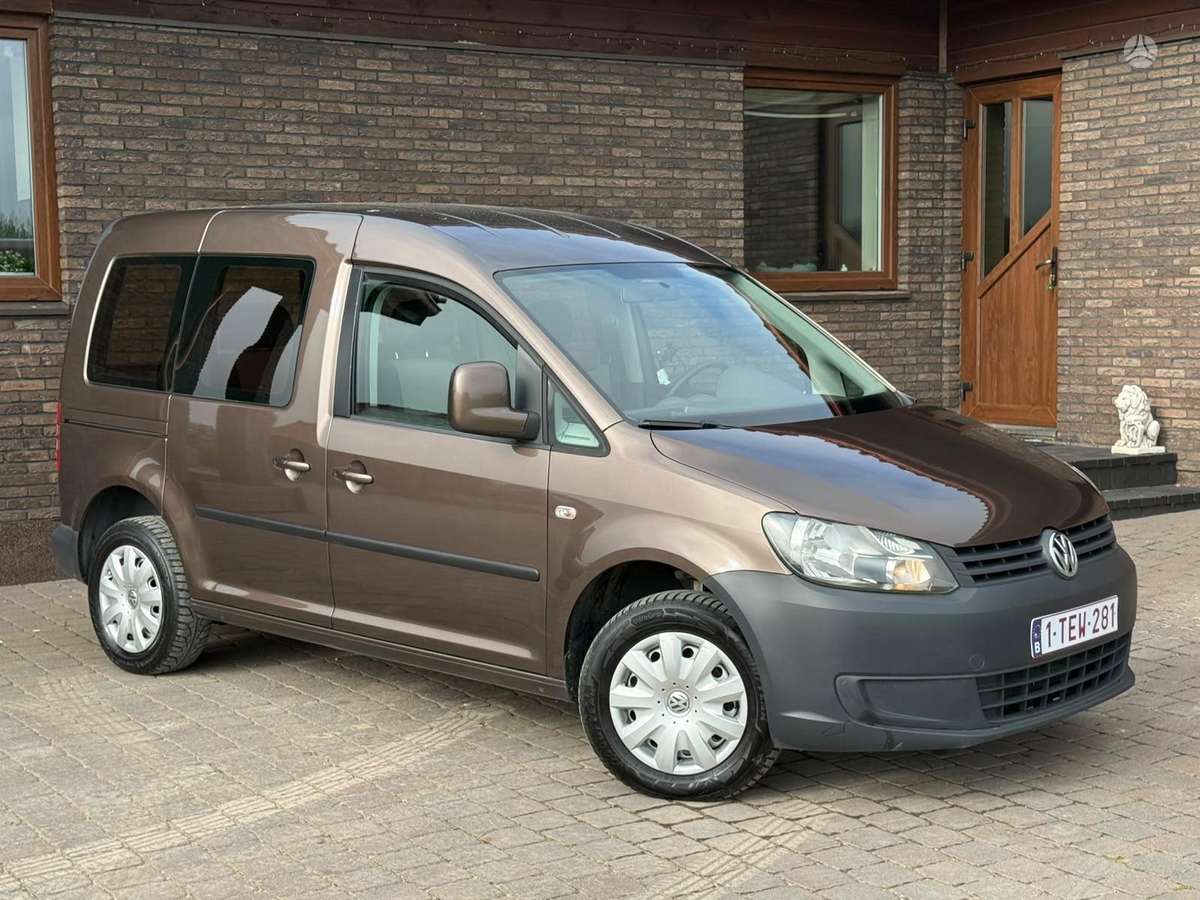 Volkswagen Caddy 2012 — двигун 1598 cm³