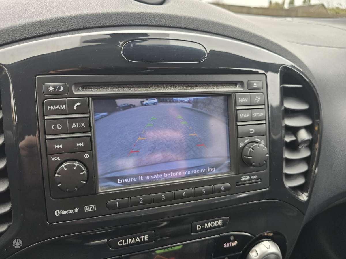 Nissan Juke 2011 — photo 13
