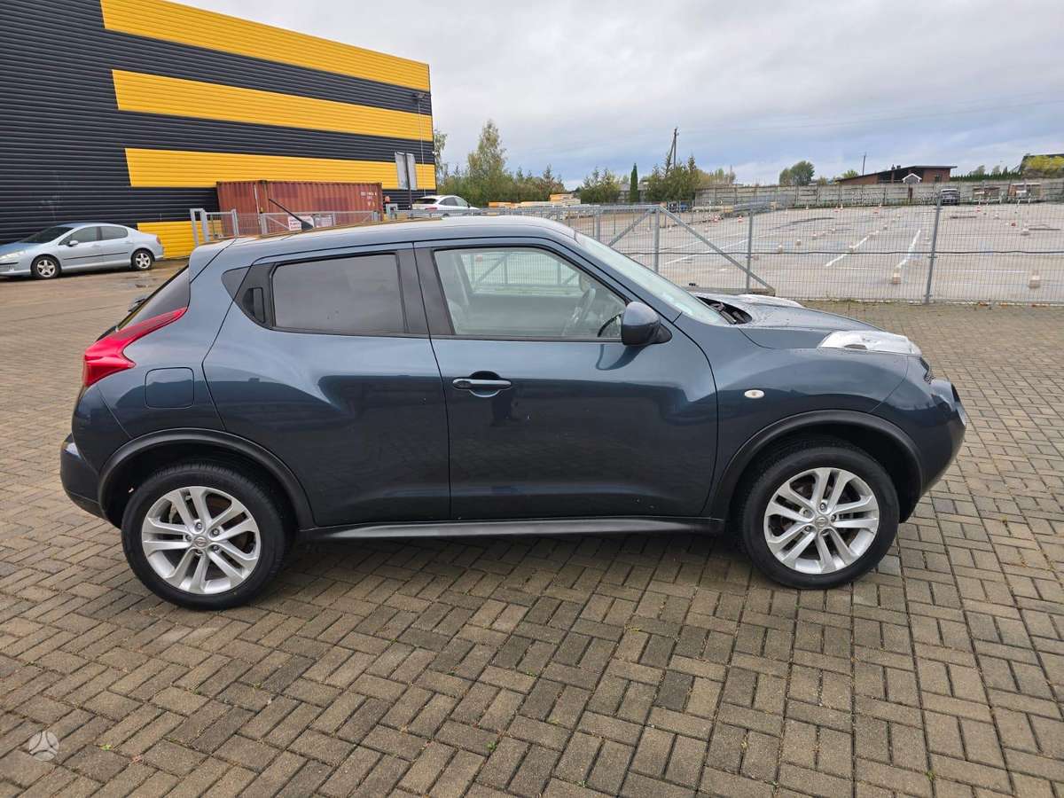 Nissan Juke 2011 — engine 1461 cm³, 110 HP (81kW)