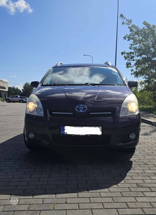 Toyota Corolla 2009 — rear view