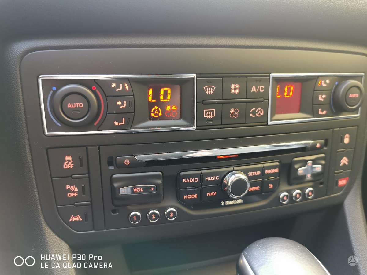 Citroen C5 2014 — photo 11