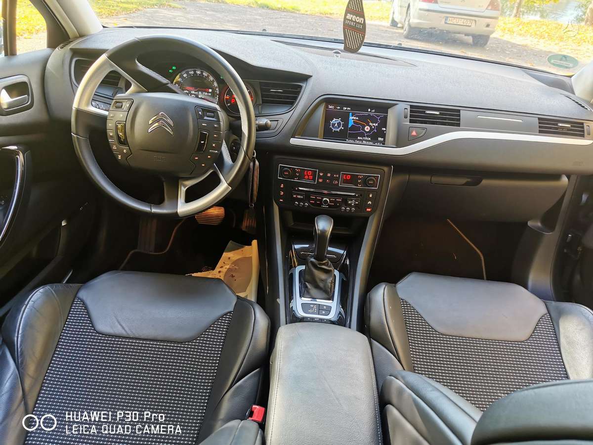 Citroen C5 2014 — rear view