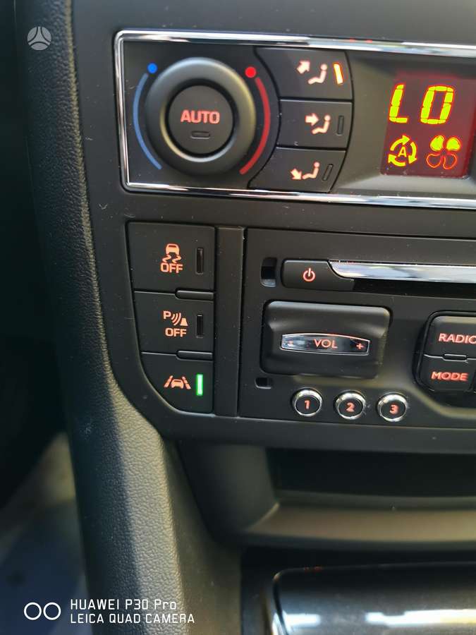 Citroen C5 2014 — photo 9