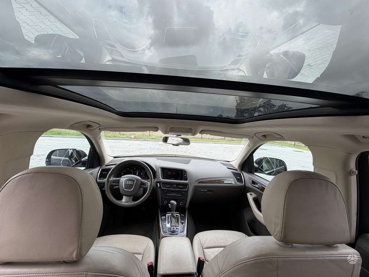 Audi Q5 2009 — photo 18