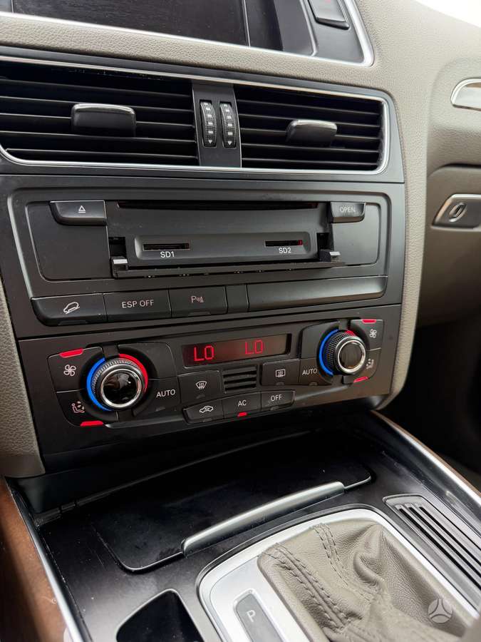 Audi Q5 2009 — photo 23