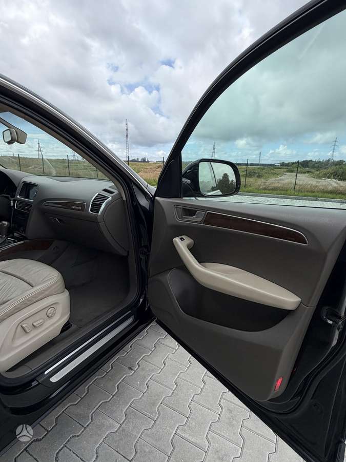 Audi Q5 2009 — photo 25