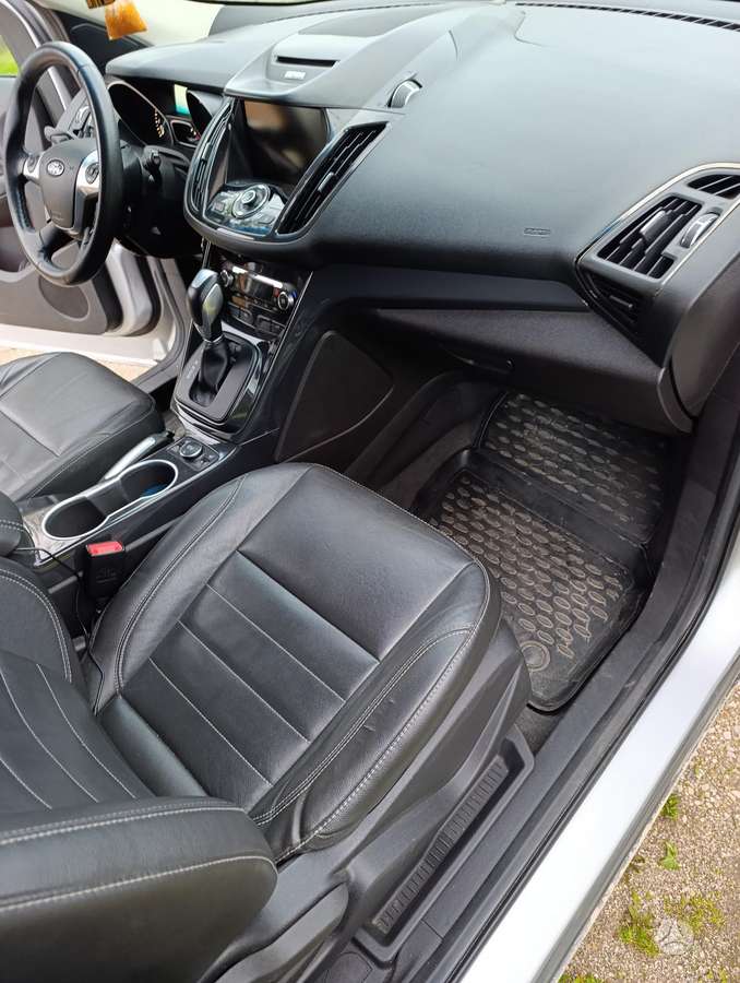 Ford Escape 2014 — photo 12