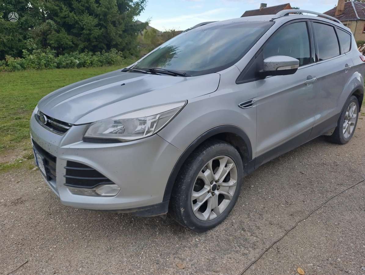 Ford Escape 2014 — interior