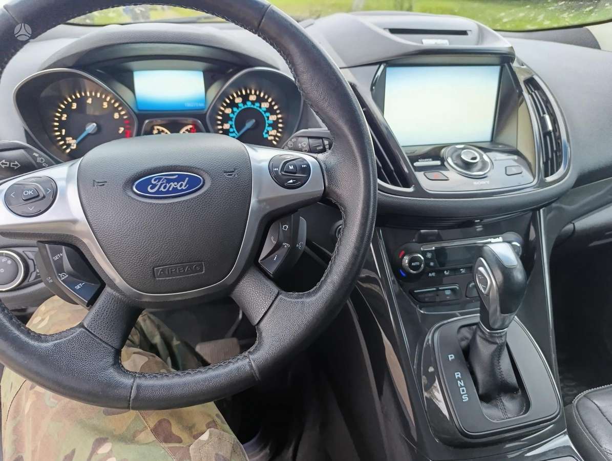 Ford Escape 2014 — photo 7