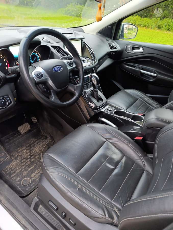 Ford Escape 2014 — photo 8