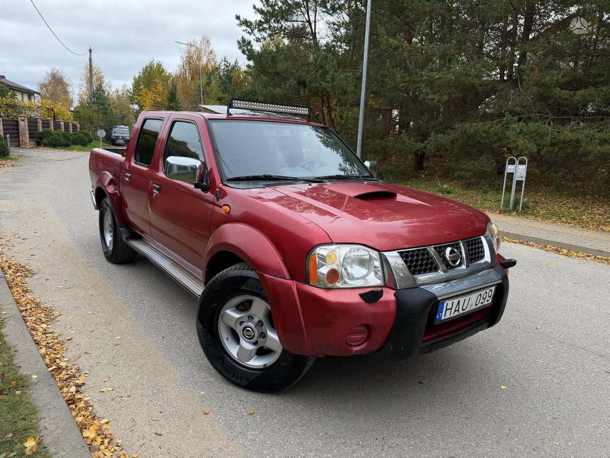 Nissan Navara 2004 — photo 5