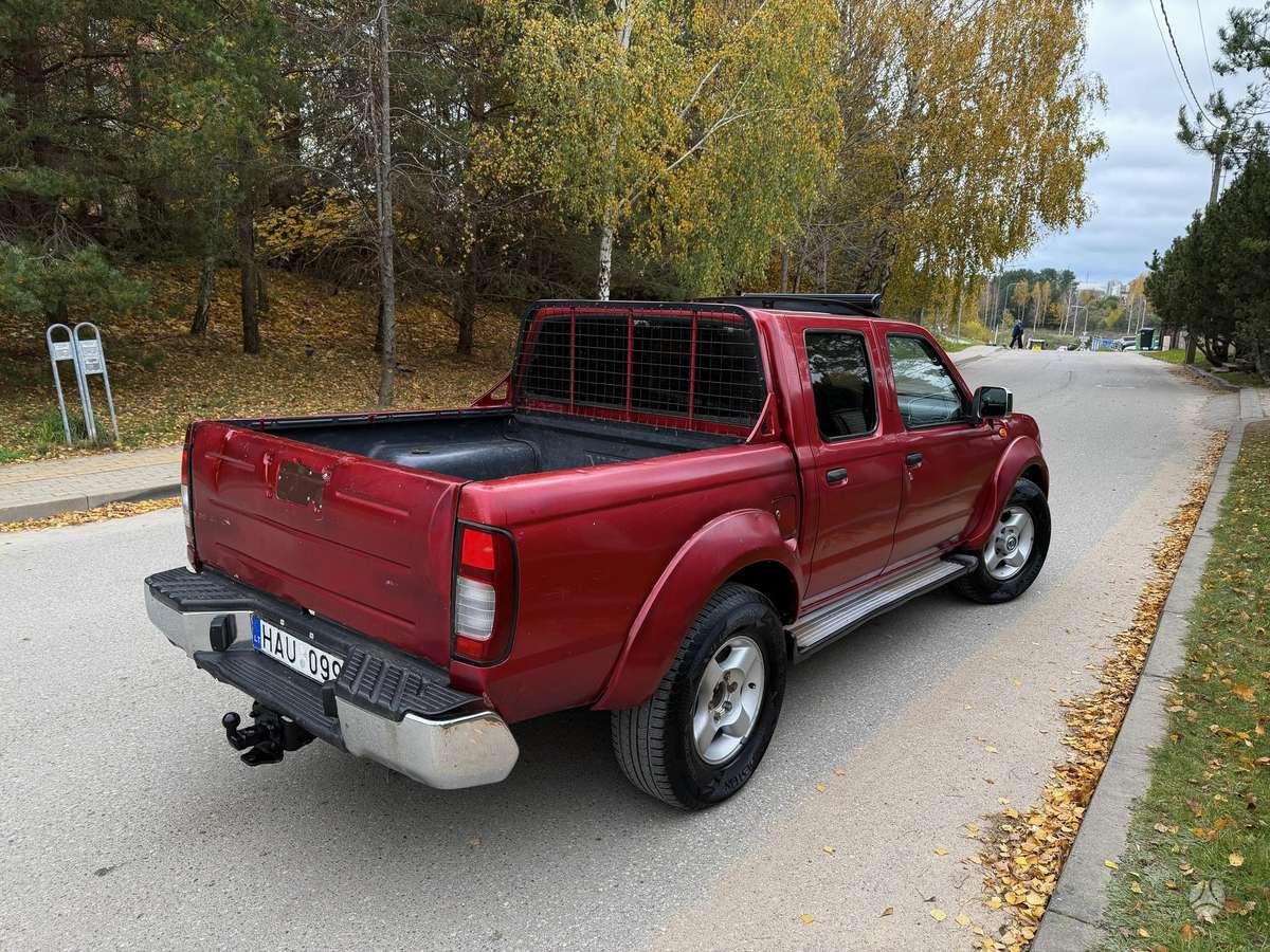 Nissan Navara 2004 — photo 7