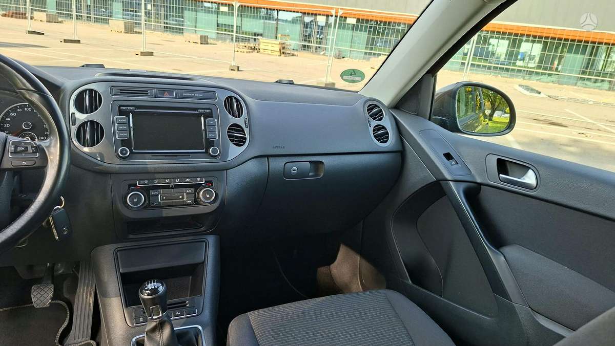 Volkswagen Tiguan 2015 — фото 16
