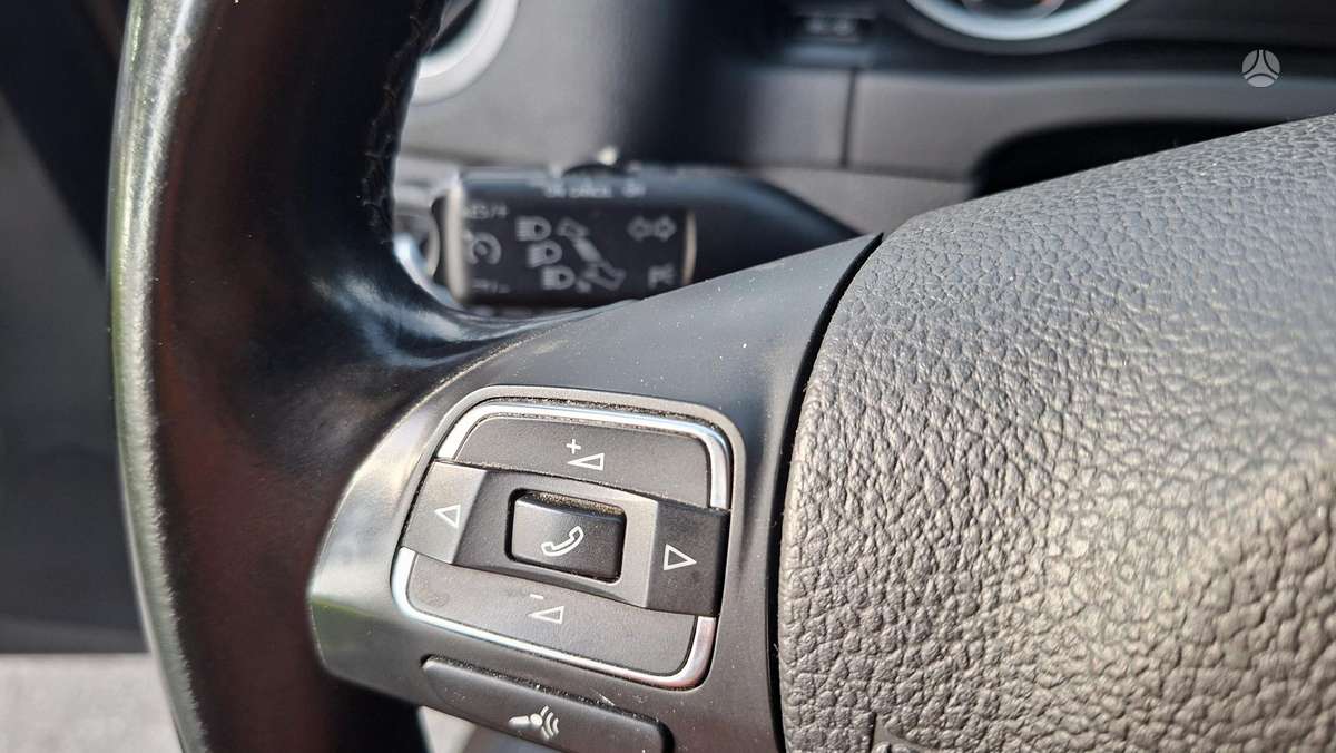 Volkswagen Tiguan 2015 — фото 27