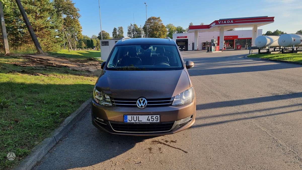 Volkswagen Sharan 2012 — photo 6