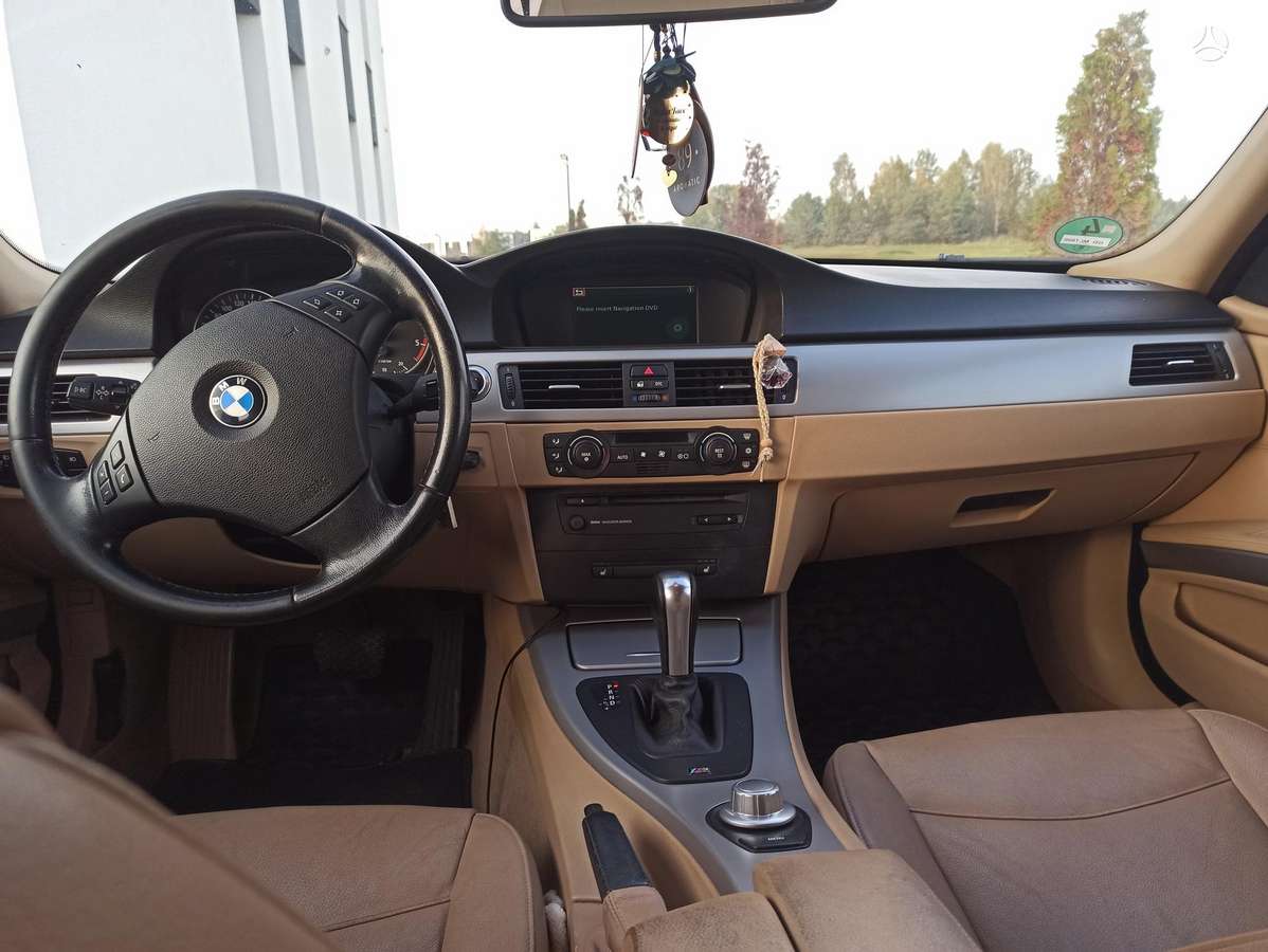 BMW 320 2006 — photo 6
