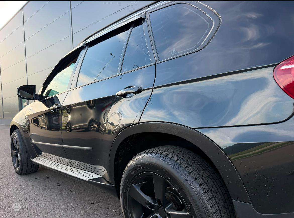 BMW X5 2008 — photo 10